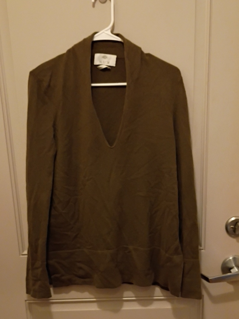 Allude Women's Brown 100%Cashmere Vneck Sweater Size Large